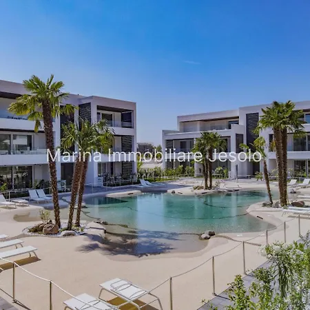 아파트 Twin Bays 2 *