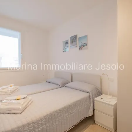 Twin Bays 2 아파트