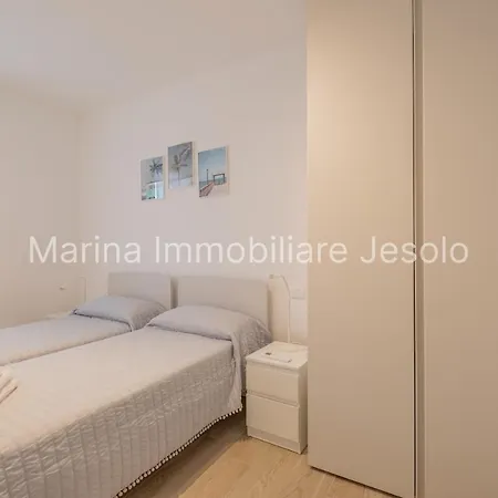 아파트 Twin Bays 2 *