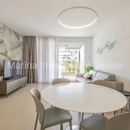 아파트 Twin Bays 2