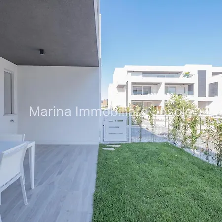 아파트 Twin Bays 2 *