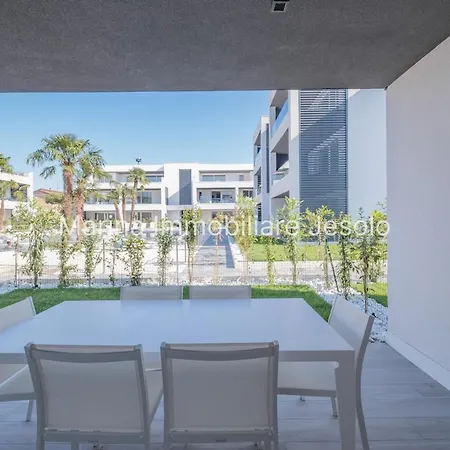 Twin Bays 2 아파트 *