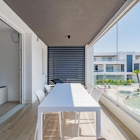 아파트 Twin Bays 2