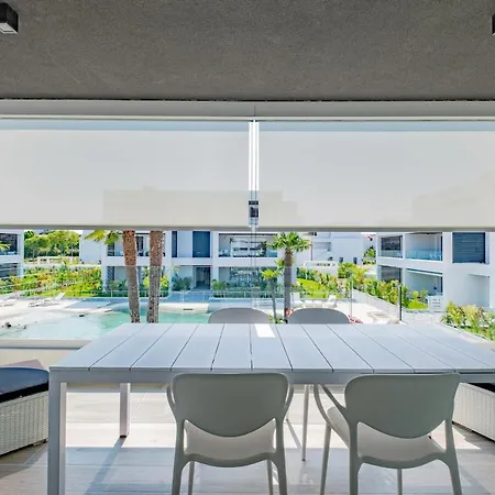 Twin Bays 2 리도 디 예솔로