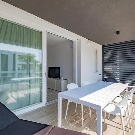 Apartment Twin Bays 2